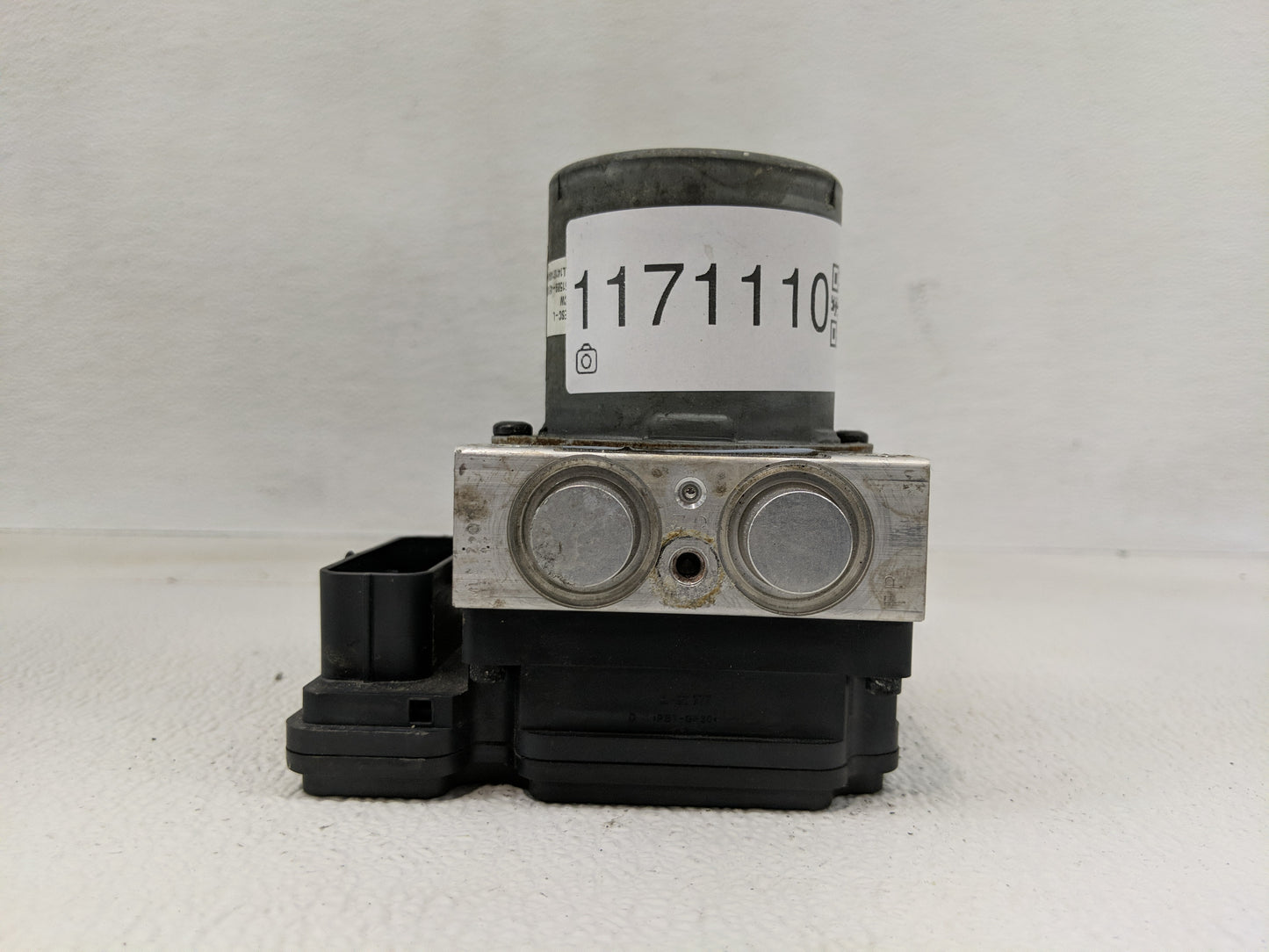 2016-2018 Kia Sorento ABS Pump Control Module Replacement P/N:58900-C6840 Fits Fits 2016 2017 2018 OEM Used Auto Parts - Oem