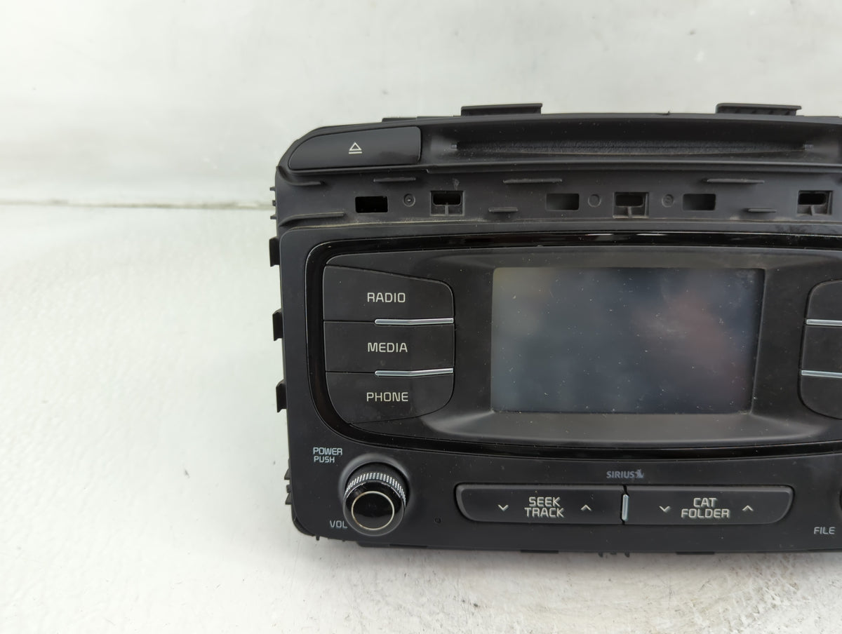 2016-2018 Kia Sorento Radio AM FM Cd Player Receiver Replacement P/N:96180-C6000WK Fits 2016 2017 2018 OEM Used Auto Parts -