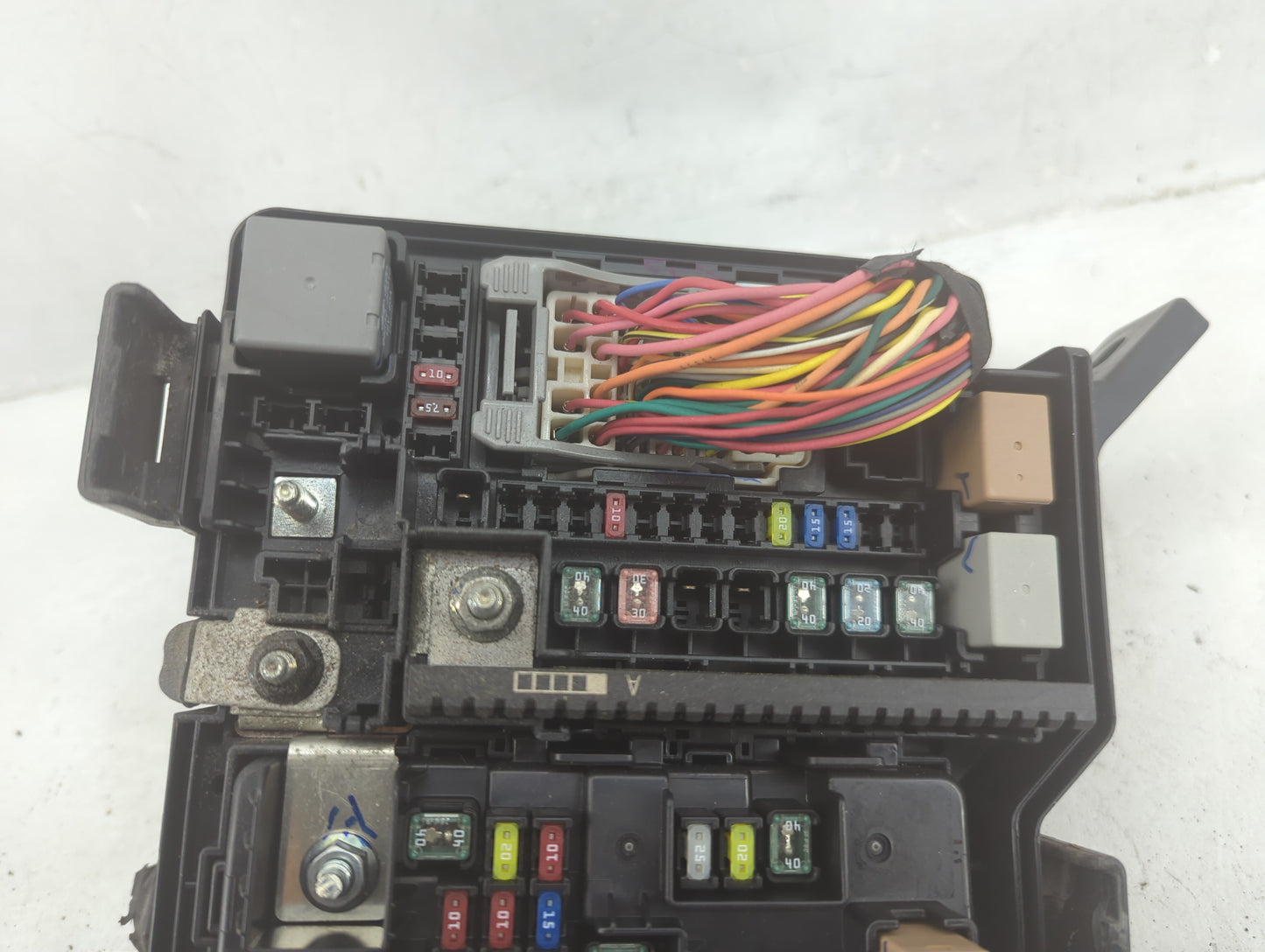 2016-2018 Kia Sorento Fusebox Fuse Box Panel Relay Module Fits Fits 2016 2017 2018 OEM Used Auto Parts - Oemusedautoparts1.c