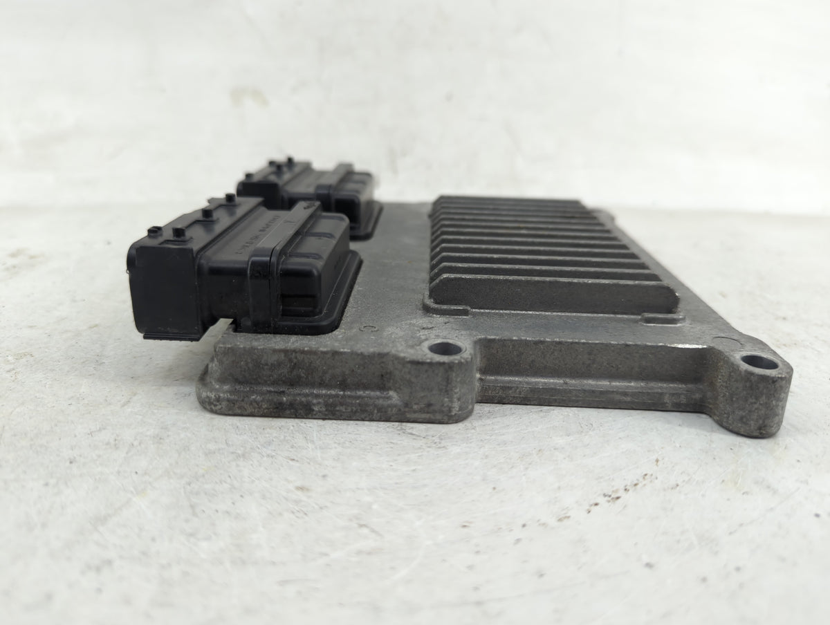 2016-2018 Kia Sorento PCM Engine Control Computer ECU ECM PCU OEM P/N:39101-3CWN2 Fits 2016 2017 2018 OEM Used Auto Parts - 