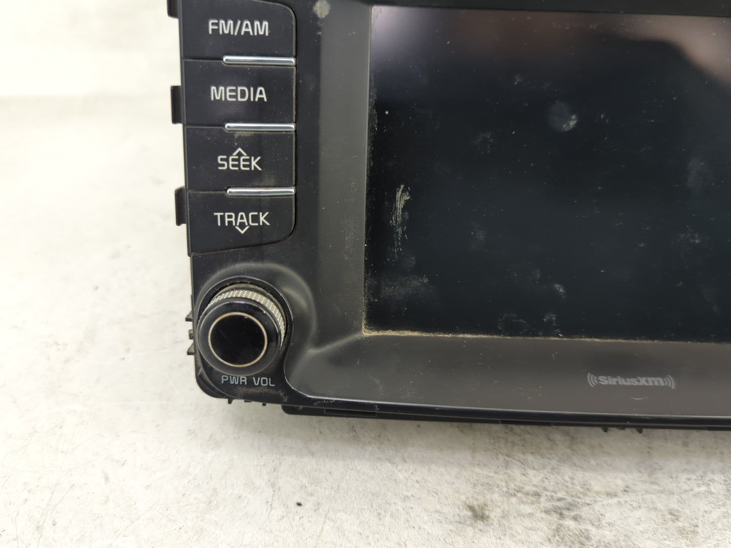 2016-2018 Kia Sorento Radio AM FM Cd Player Receiver Replacement P/N:96160-C6400WK Fits Fits 2016 2017 2018 OEM Used Auto Pa