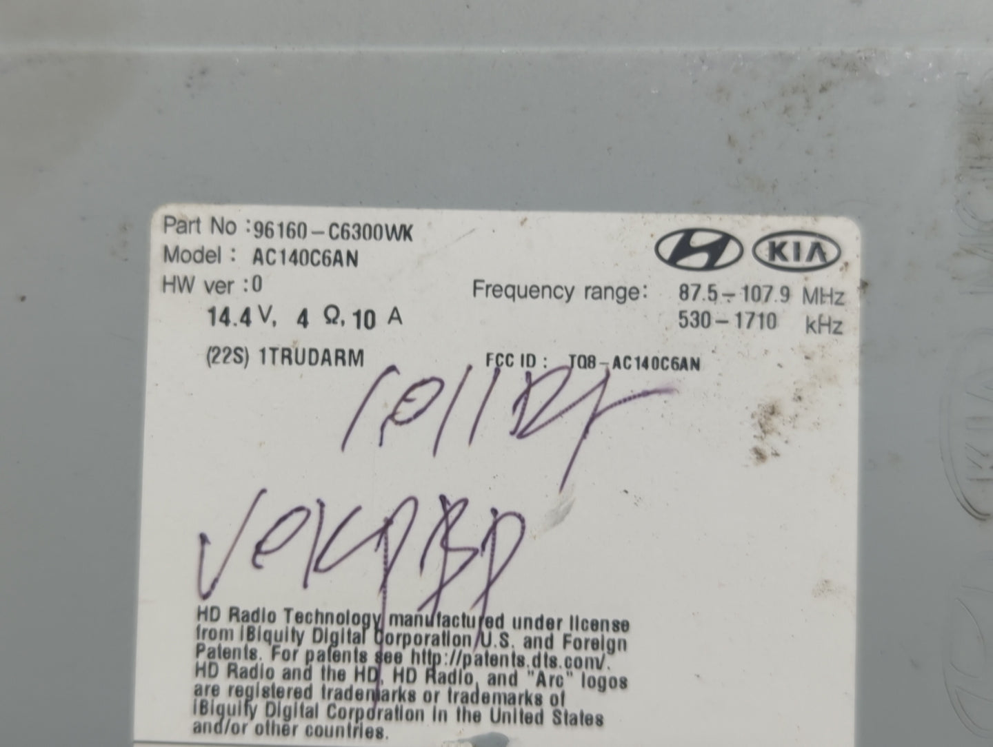 2016-2018 Kia Sorento Radio AM FM Cd Player Receiver Replacement P/N:96160-C6300WK Fits Fits 2016 2017 2018 OEM Used Auto Pa