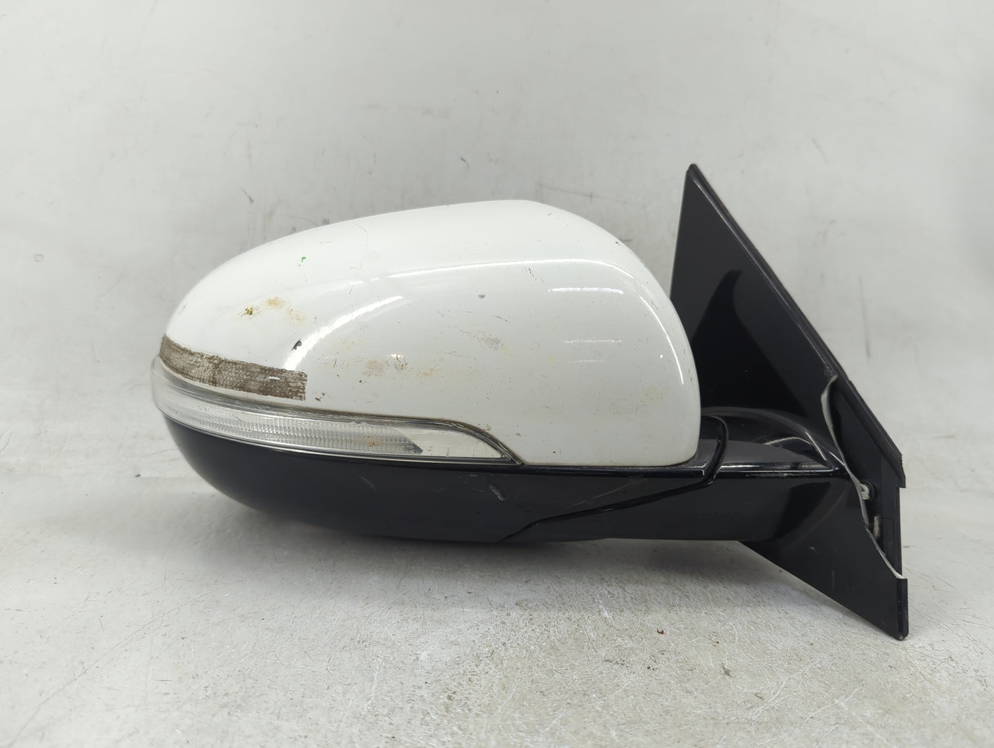 2017-2020 Kia Sorento Passenger Side View Mirror - Right Door Mirror OEM Used - Oemusedautoparts1.com