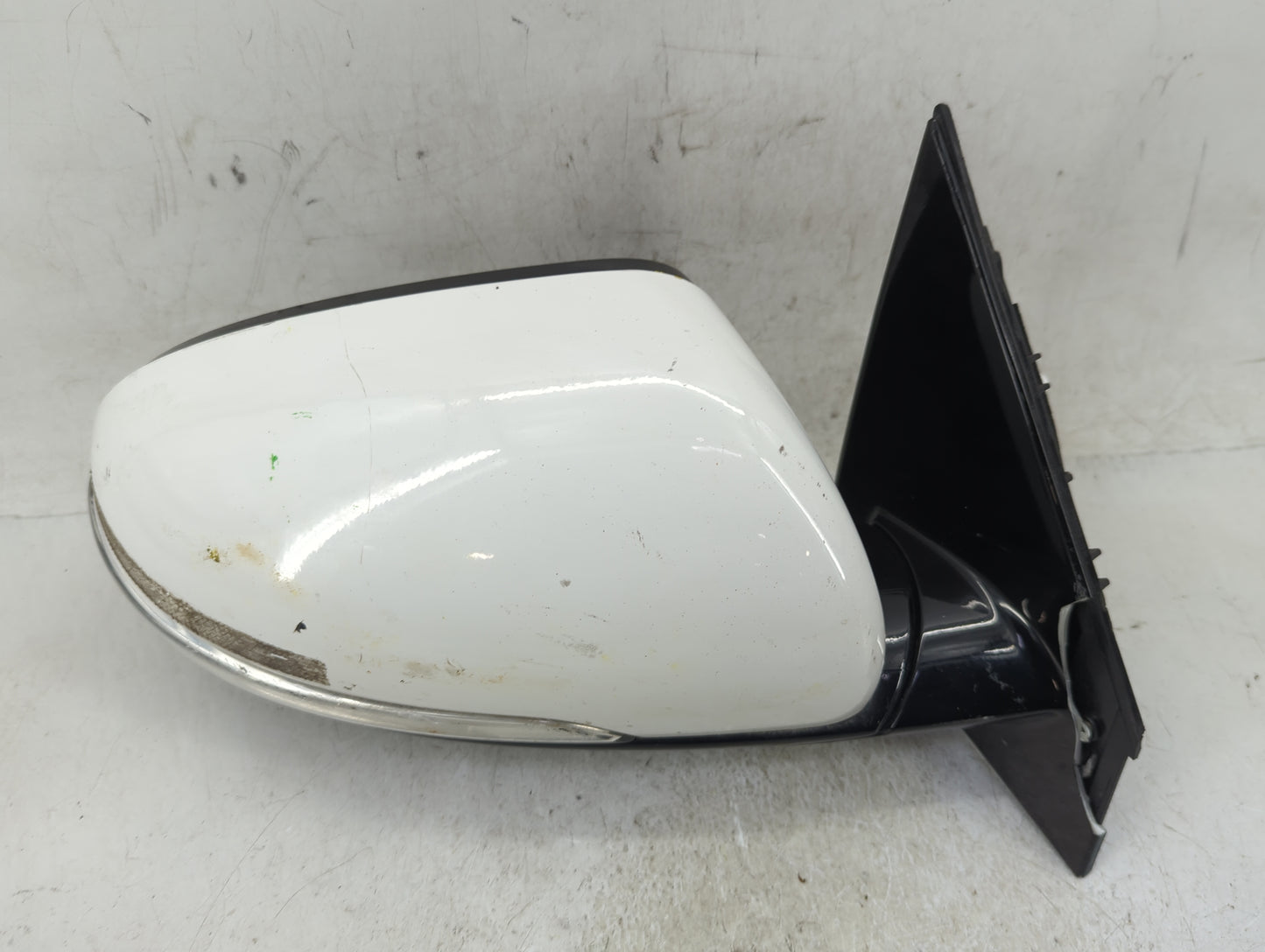 2017-2020 Kia Sorento Passenger Side View Mirror - Right Door Mirror OEM Used - Oemusedautoparts1.com