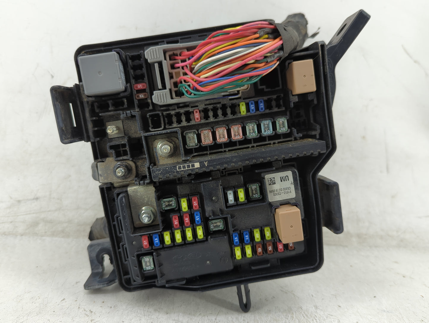 2016-2018 Kia Sorento Fusebox Fuse Box Panel Relay Module P/N:91941-C6020 Fits Fits 2016 2017 2018 OEM Used Auto Parts - Oem