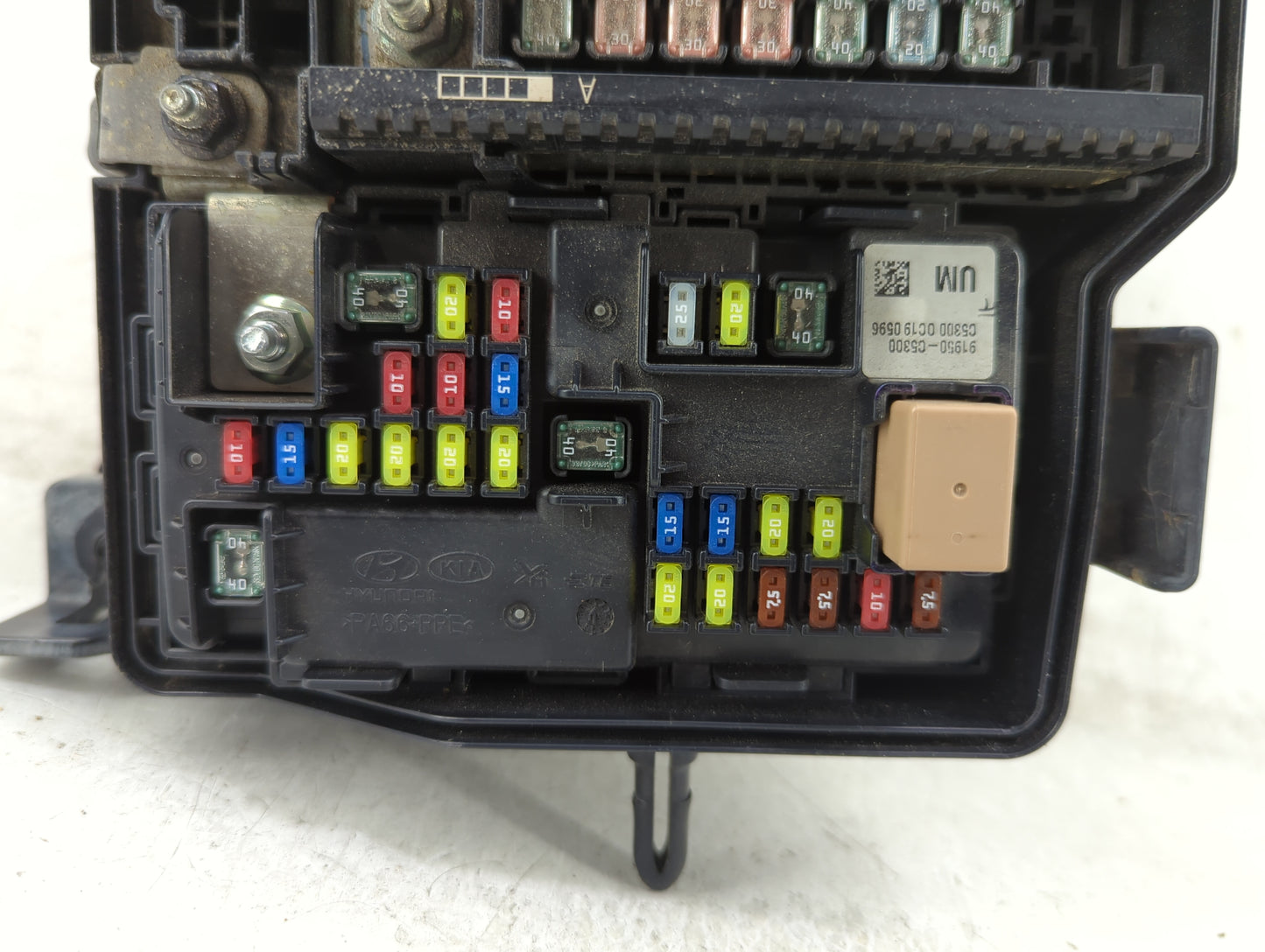 2016-2018 Kia Sorento Fusebox Fuse Box Panel Relay Module P/N:91941-C6020 Fits Fits 2016 2017 2018 OEM Used Auto Parts - Oem