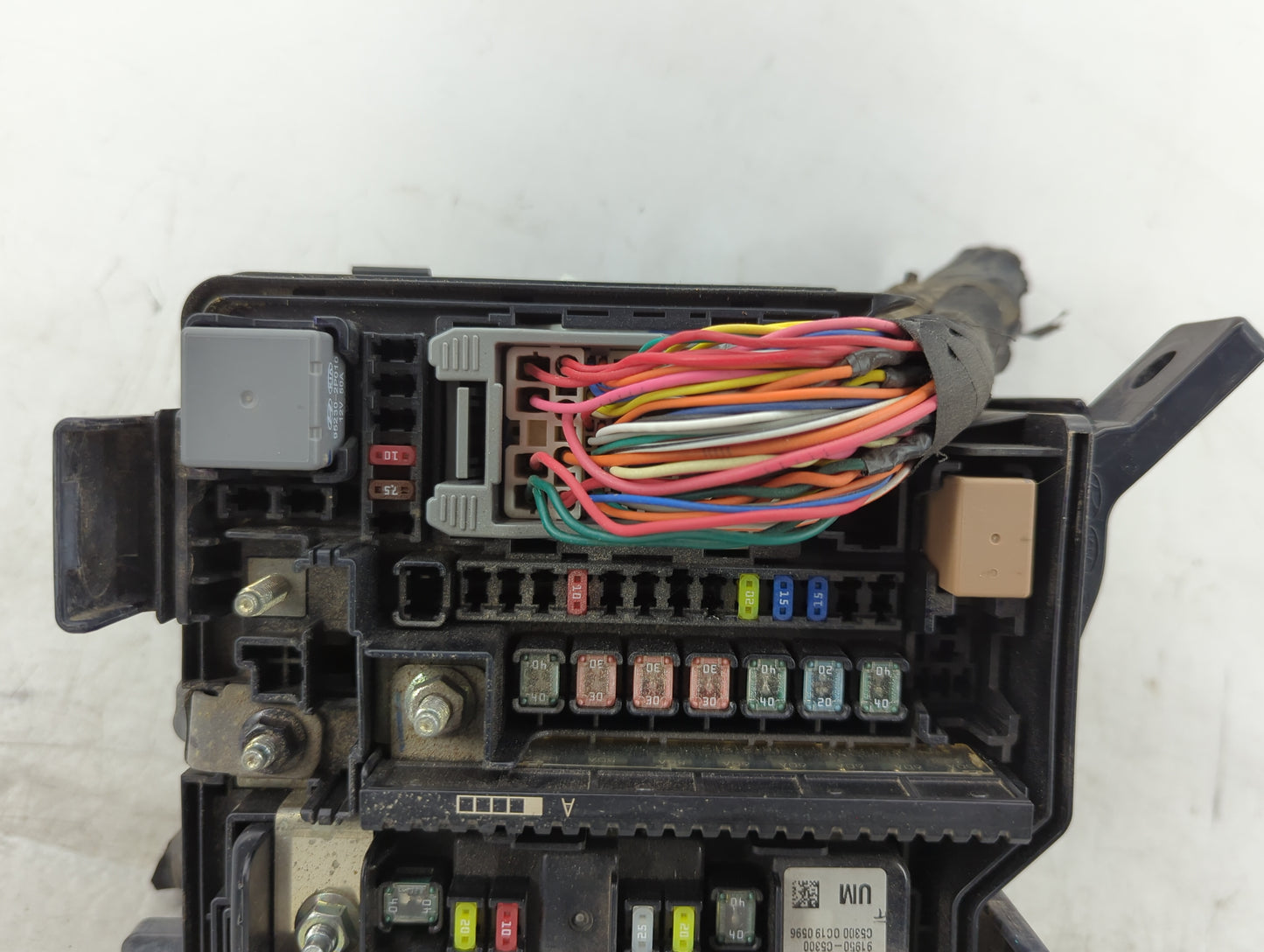 2016-2018 Kia Sorento Fusebox Fuse Box Panel Relay Module P/N:91941-C6020 Fits Fits 2016 2017 2018 OEM Used Auto Parts - Oem
