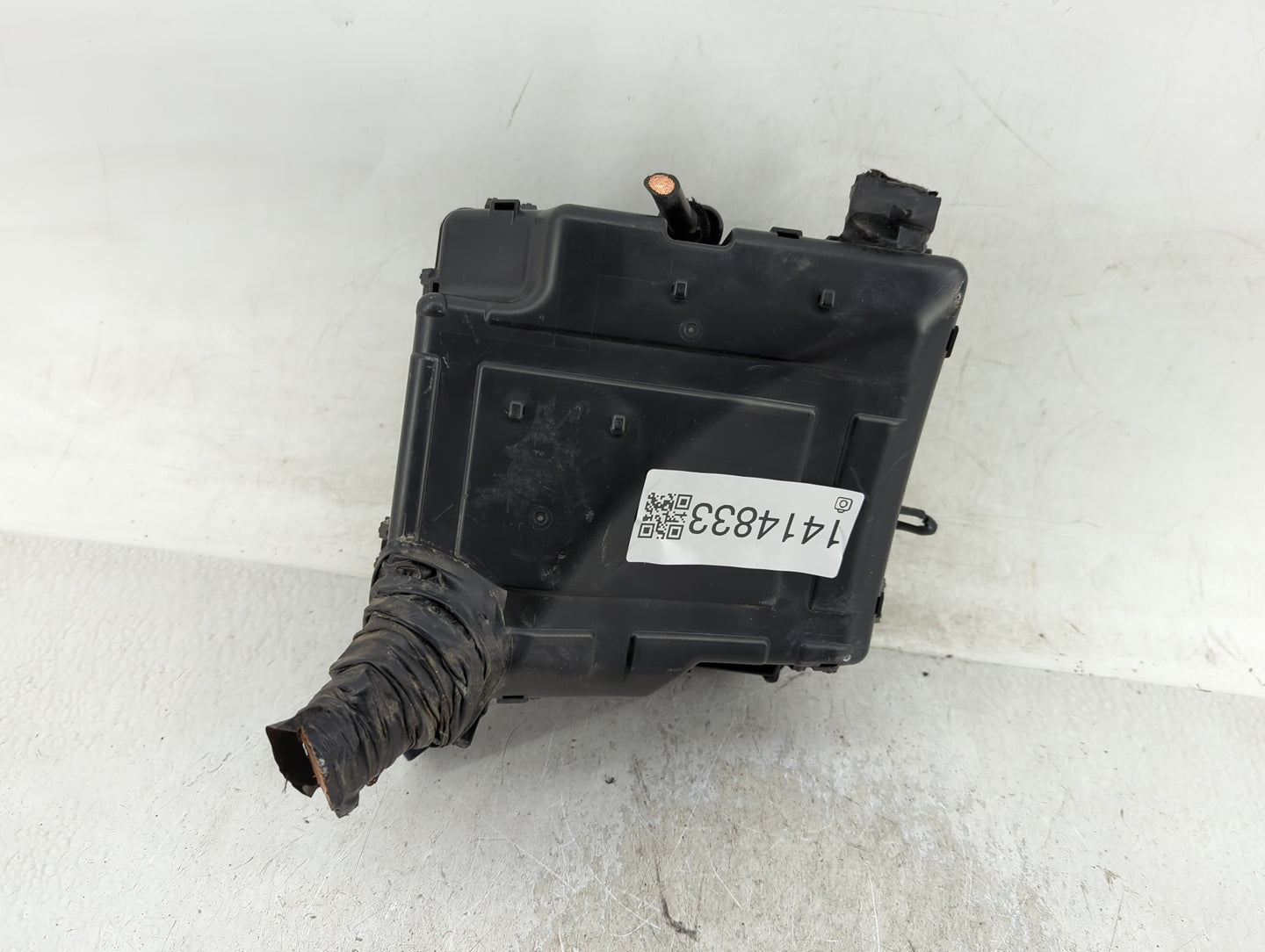 2016-2018 Kia Sorento Fusebox Fuse Box Panel Relay Module Fits Fits 2016 2017 2018 OEM Used Auto Parts - Oemusedautoparts1.c