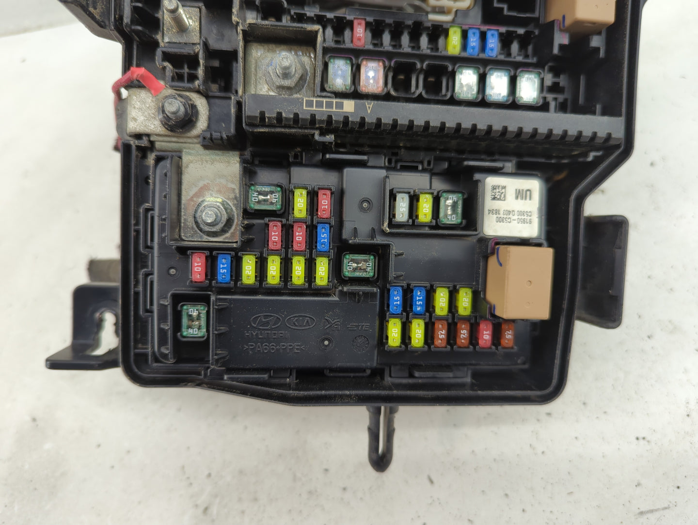 2016-2018 Kia Sorento Fusebox Fuse Box Panel Relay Module P/N:91941-C6020 Fits Fits 2016 2017 2018 OEM Used Auto Parts - Oem