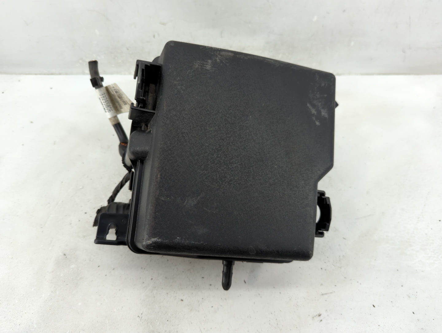 2016-2018 Kia Sorento Fusebox Fuse Box Panel Relay Module P/N:91201C6300UA Fits Fits 2016 2017 2018 OEM Used Auto Parts - Oe
