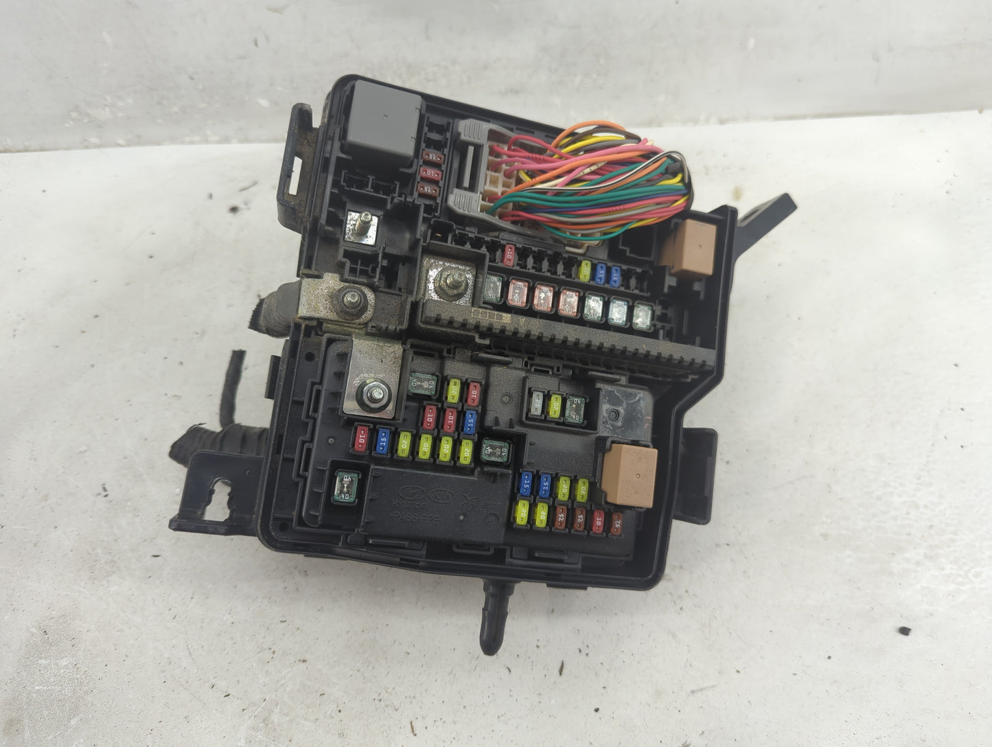 2016-2018 Kia Sorento Fusebox Fuse Box Panel Relay Module P/N:91941-C6020 Fits Fits 2016 2017 2018 OEM Used Auto Parts - Oem