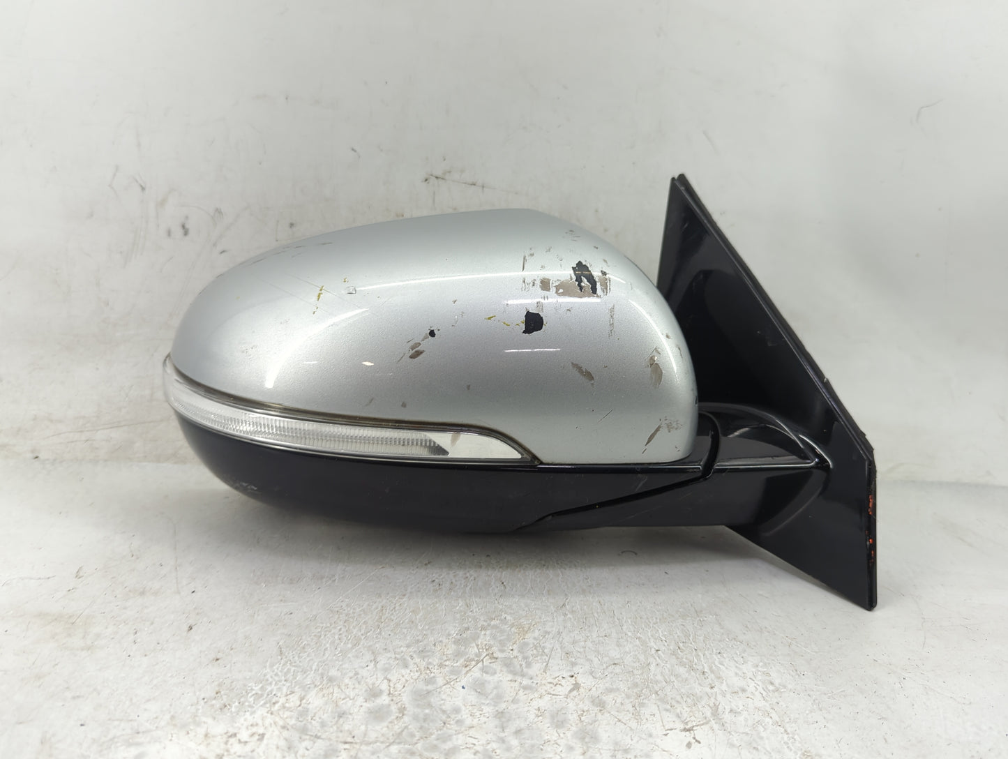 2016-2020 Kia Sorento Passenger Side View Mirror - Right Door Mirror OEM Used - Oemusedautoparts1.com