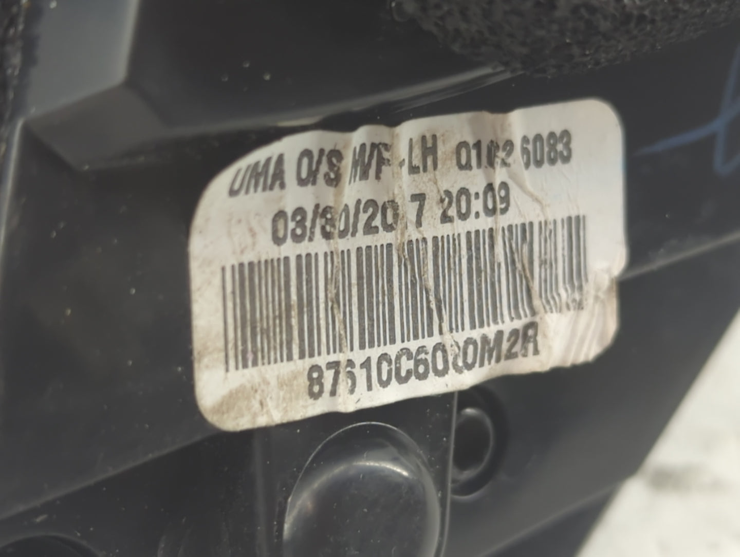 2016-2020 Kia Sorento Driver Side View Mirror - Left Door Mirror OEM Used - Oemusedautoparts1.com