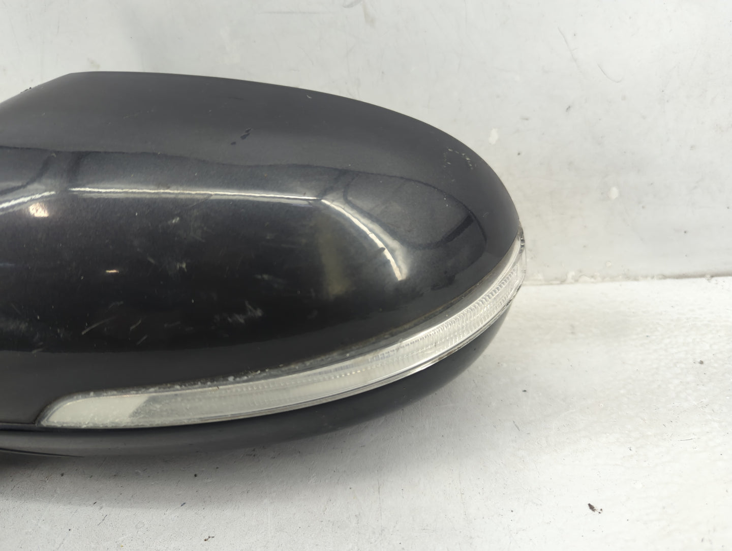 2016-2020 Kia Sorento Driver Side View Mirror - Left Door Mirror OEM Used - Oemusedautoparts1.com