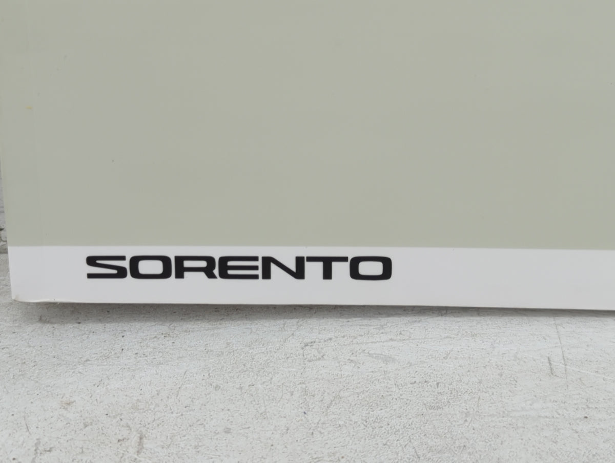2018 Kia Sorento Owners Manual Book Guide OEM Used Auto Parts - Oemusedautoparts1.com