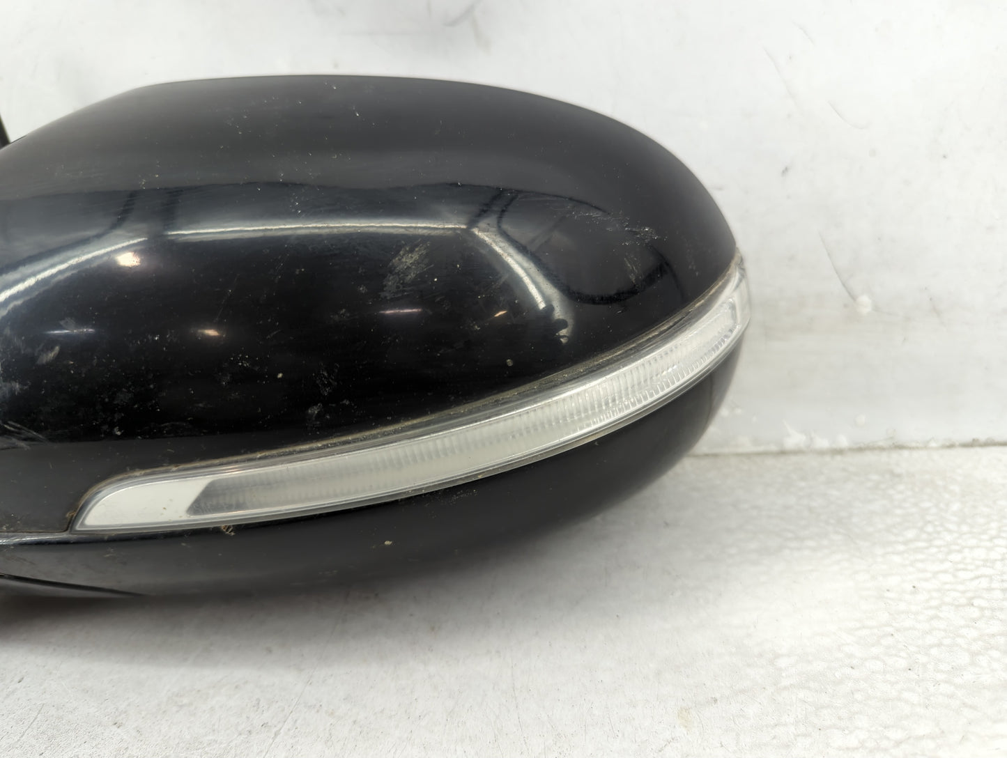 2017-2020 Kia Sorento Driver Side View Mirror - Left Door Mirror OEM Used - Oemusedautoparts1.com