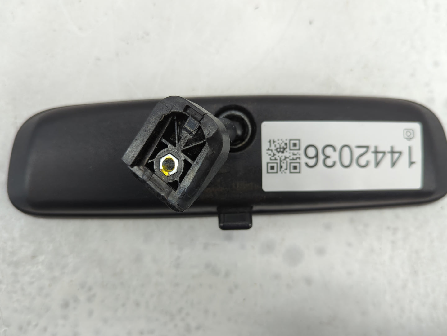 2016-2020 Kia Sorento Interior Rear View Mirror Replacement OEM Fits OEM Used Auto Parts - Oemusedautoparts1.com