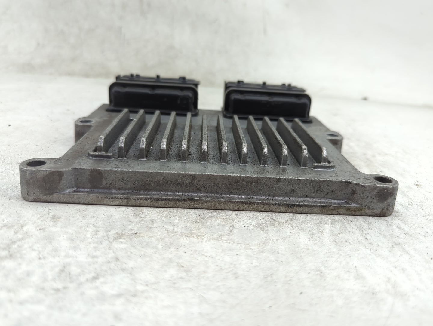 2016-2018 Kia Sorento PCM Engine Control Computer ECU ECM PCU OEM P/N:39101-3CWN2 28587915 Fits Fits 2016 2017 2018 OEM Used
