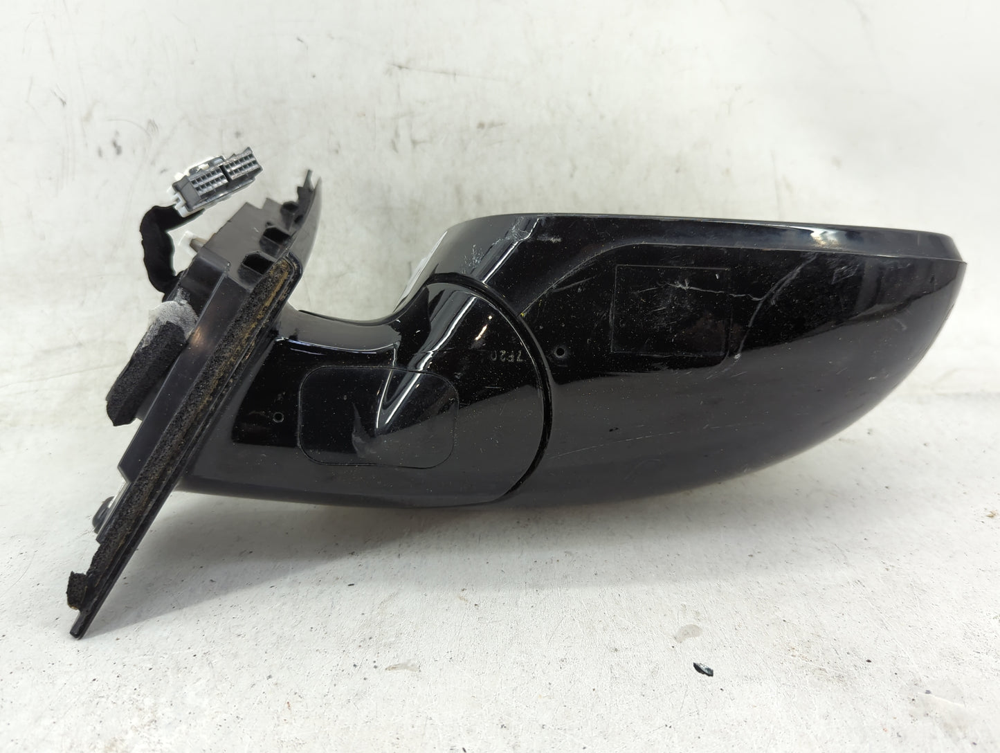 2016-2020 Kia Sorento Passenger Side View Mirror - Right Door Mirror OEM Used - Oemusedautoparts1.com