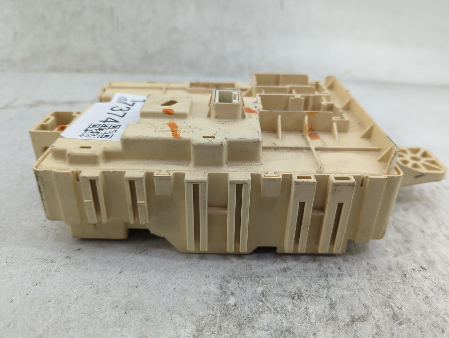 2018 Kia Sorento Body Control Module Bcm Inner Cabin Fuse Box - Oemusedautoparts1.com