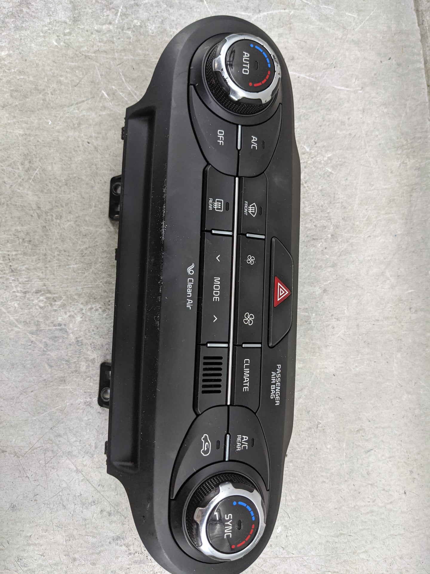 2017-2018 Kia Sorento Climate Control Module Temperature AC/Heater Replacement P/N:97250-C6XXX Fits Fits 2017 2018 OEM Used 