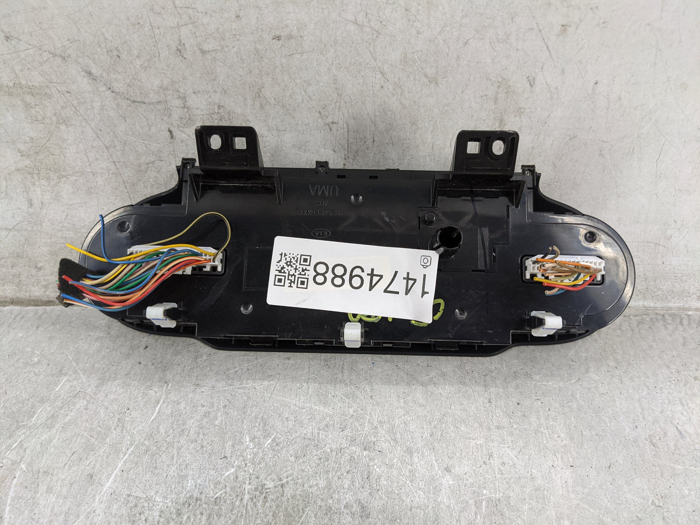 2017-2018 Kia Sorento Climate Control Module Temperature AC/Heater Replacement P/N:97250-C6XXX Fits Fits 2017 2018 OEM Used 