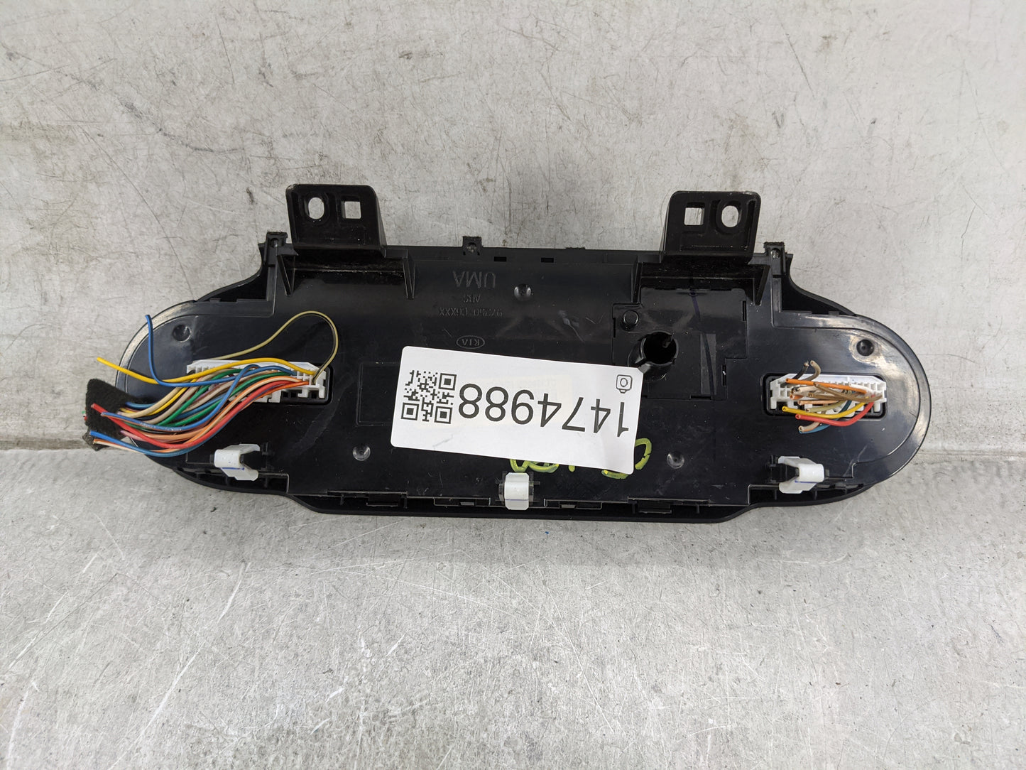 2017-2018 Kia Sorento Climate Control Module Temperature AC/Heater Replacement P/N:97250-C6XXX Fits Fits 2017 2018 OEM Used 