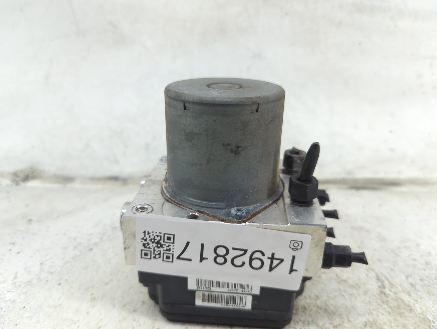 2016-2018 Kia Sorento ABS Pump Control Module Replacement P/N:58900-C6840 1702542, 4E737F1081 Fits Fits 2016 2017 2018 OEM U