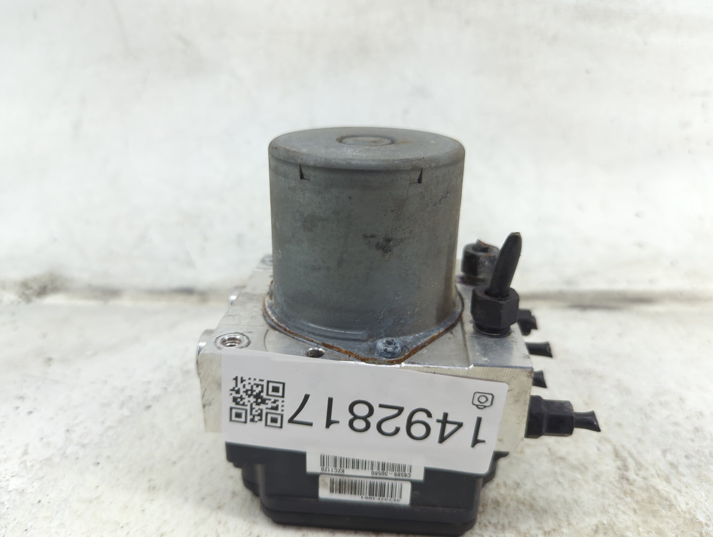 2016-2018 Kia Sorento ABS Pump Control Module Replacement P/N:58900-C6840 1702542, 4E737F1081 Fits Fits 2016 2017 2018 OEM U