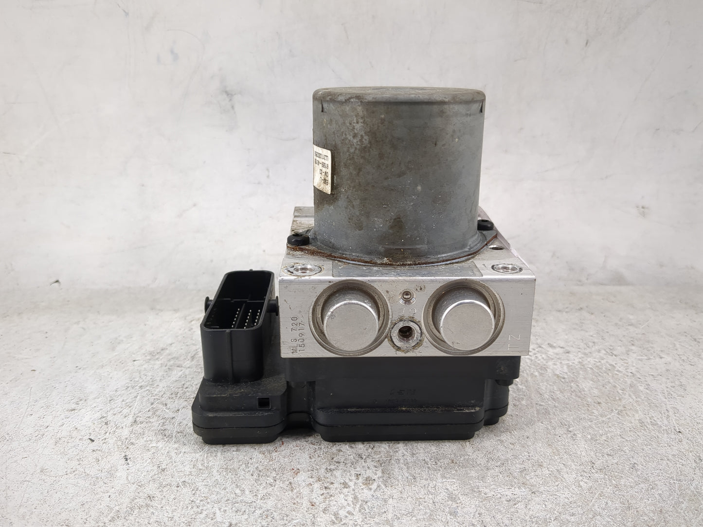 2016-2018 Kia Sorento ABS Pump Control Module Replacement P/N:58900-C6840 C6899-20560, 61589-45100 Fits Fits 2016 2017 2018 