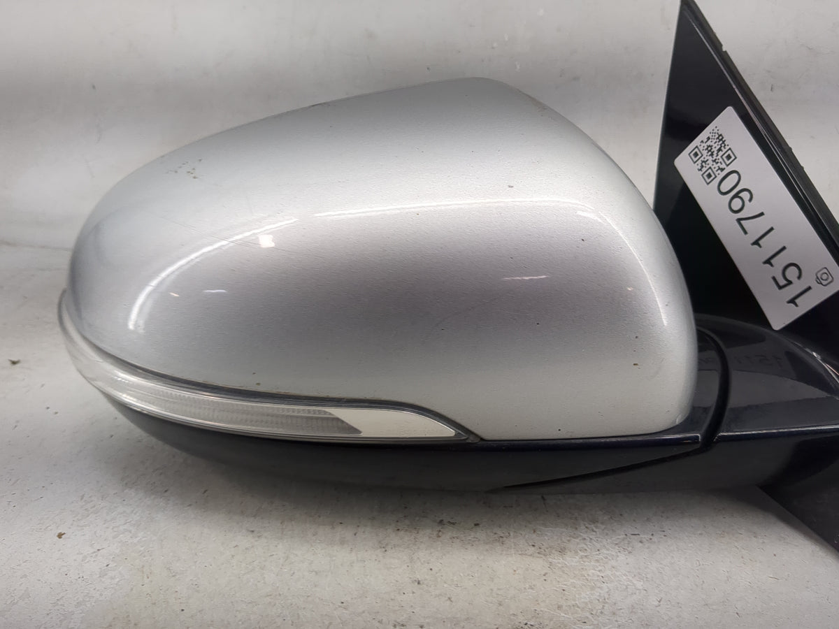 2016-2020 Kia Sorento Passenger Side View Mirror - Right Door Mirror OEM Used - Oemusedautoparts1.com