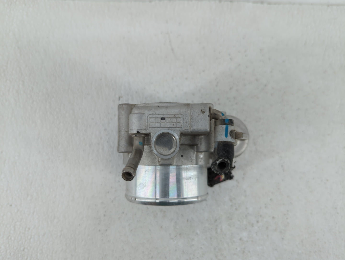 2016-2019 Kia Sorento Throttle Body P/N:0 280 750 618 35100-2G600 Fits Fits 2015 2016 2017 2018 2019 OEM Used Auto Parts - O