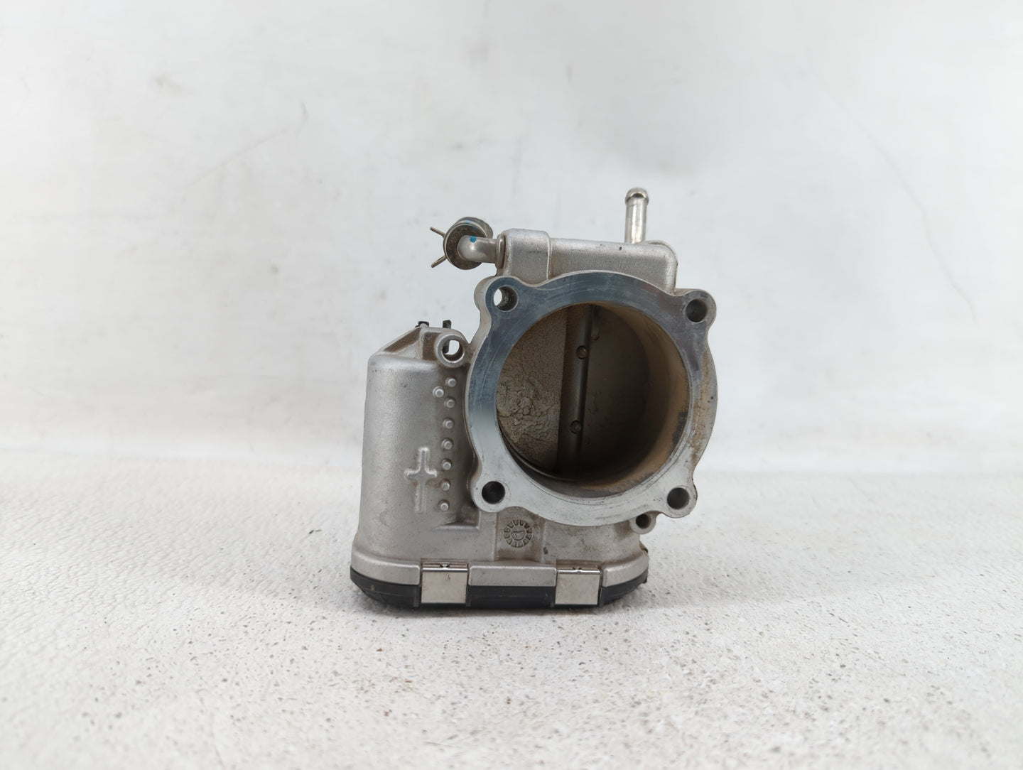 2016-2019 Kia Sorento Throttle Body P/N:0 280 750 618 35100-2G600 Fits Fits 2015 2016 2017 2018 2019 OEM Used Auto Parts - O