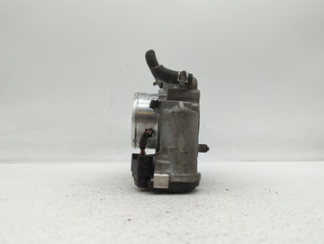2016-2019 Kia Sorento Throttle Body P/N:0 280 750 618 35100-2G600 Fits Fits 2015 2016 2017 2018 2019 OEM Used Auto Parts