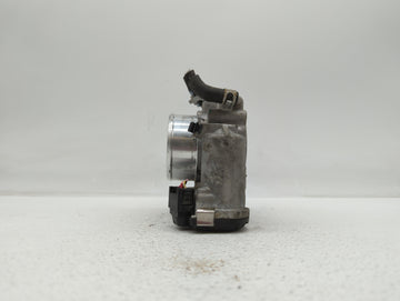 2016-2019 Kia Sorento Throttle Body P/N:0 280 750 618 35100-2G600 Fits Fits 2015 2016 2017 2018 2019 OEM Used Auto Parts