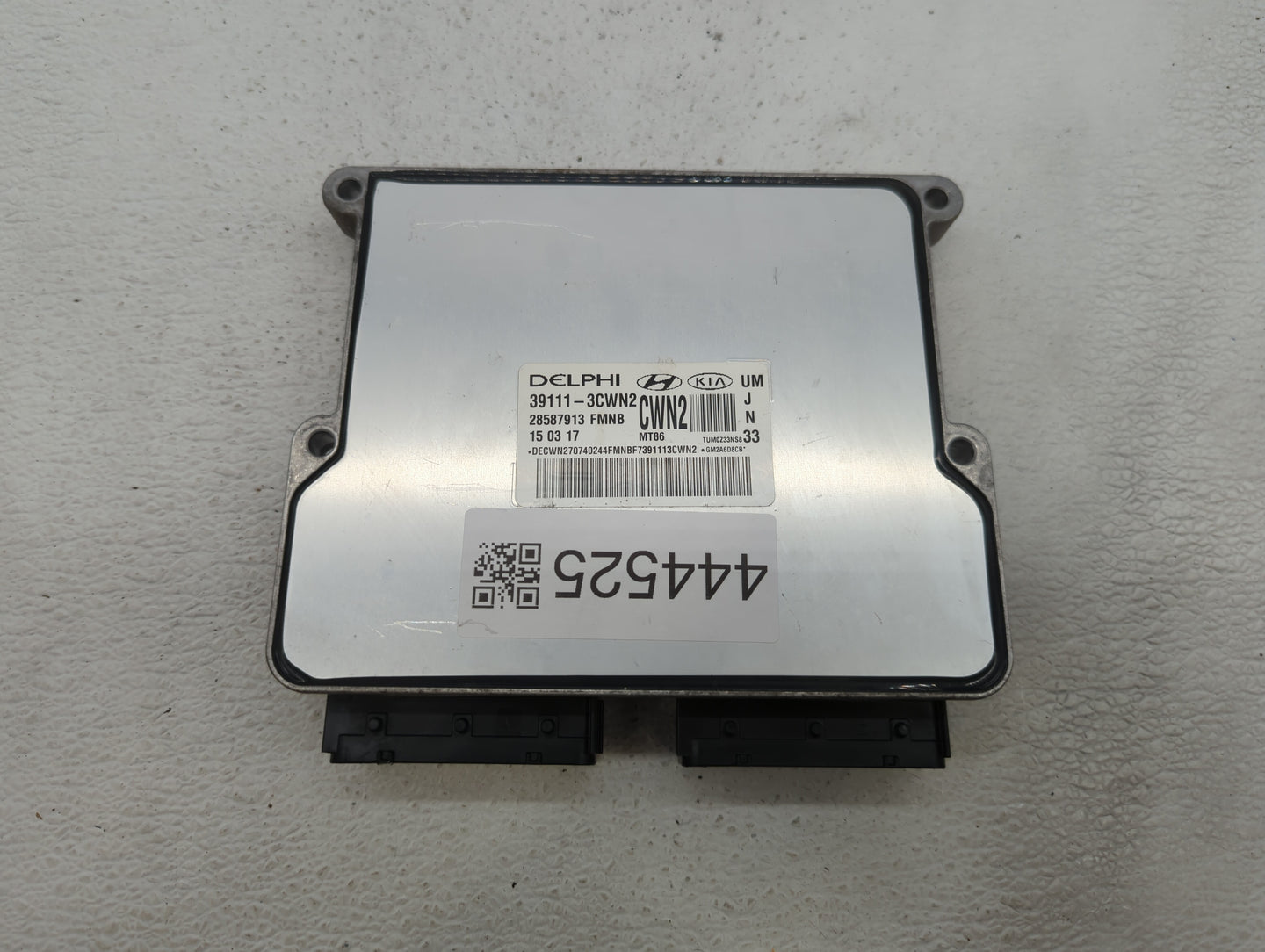 2016-2018 Kia Sorento PCM Engine Control Computer ECU ECM PCU OEM P/N:39101-3CWN2 39111-3CWN2 Fits Fits 2016 2017 2018 OEM U
