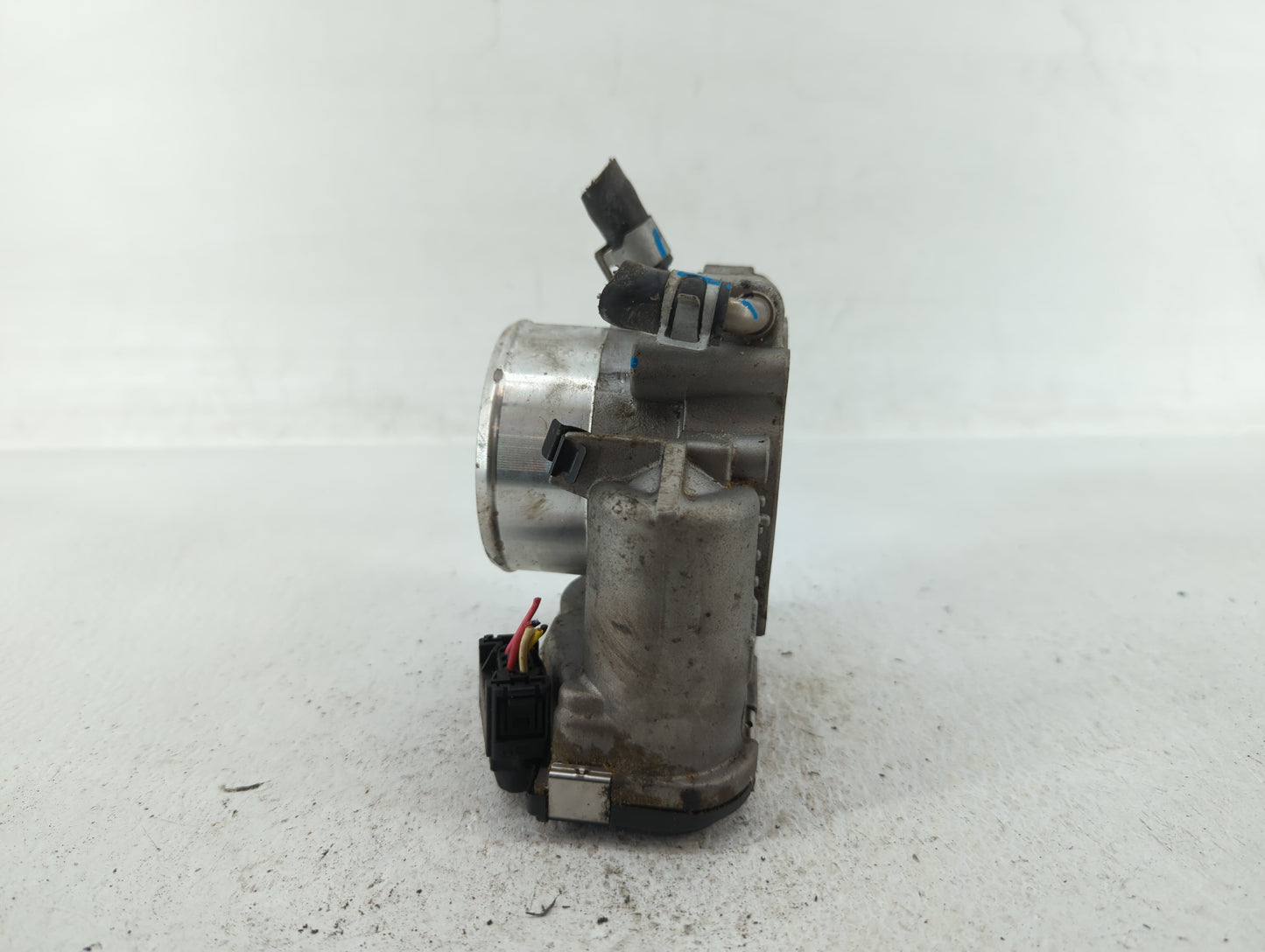 2016-2020 Kia Sorento Throttle Body P/N:35100-2G600 Fits Fits 2015 2016 2017 2018 2019 2020 2021 OEM Used Auto Parts - Oemus