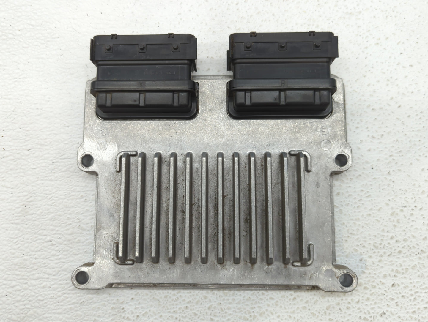 2016-2018 Kia Sorento PCM Engine Control Computer ECU ECM PCU OEM P/N:39111-3CWN0 39101-3CWN1 Fits Fits 2016 2017 2018 OEM U
