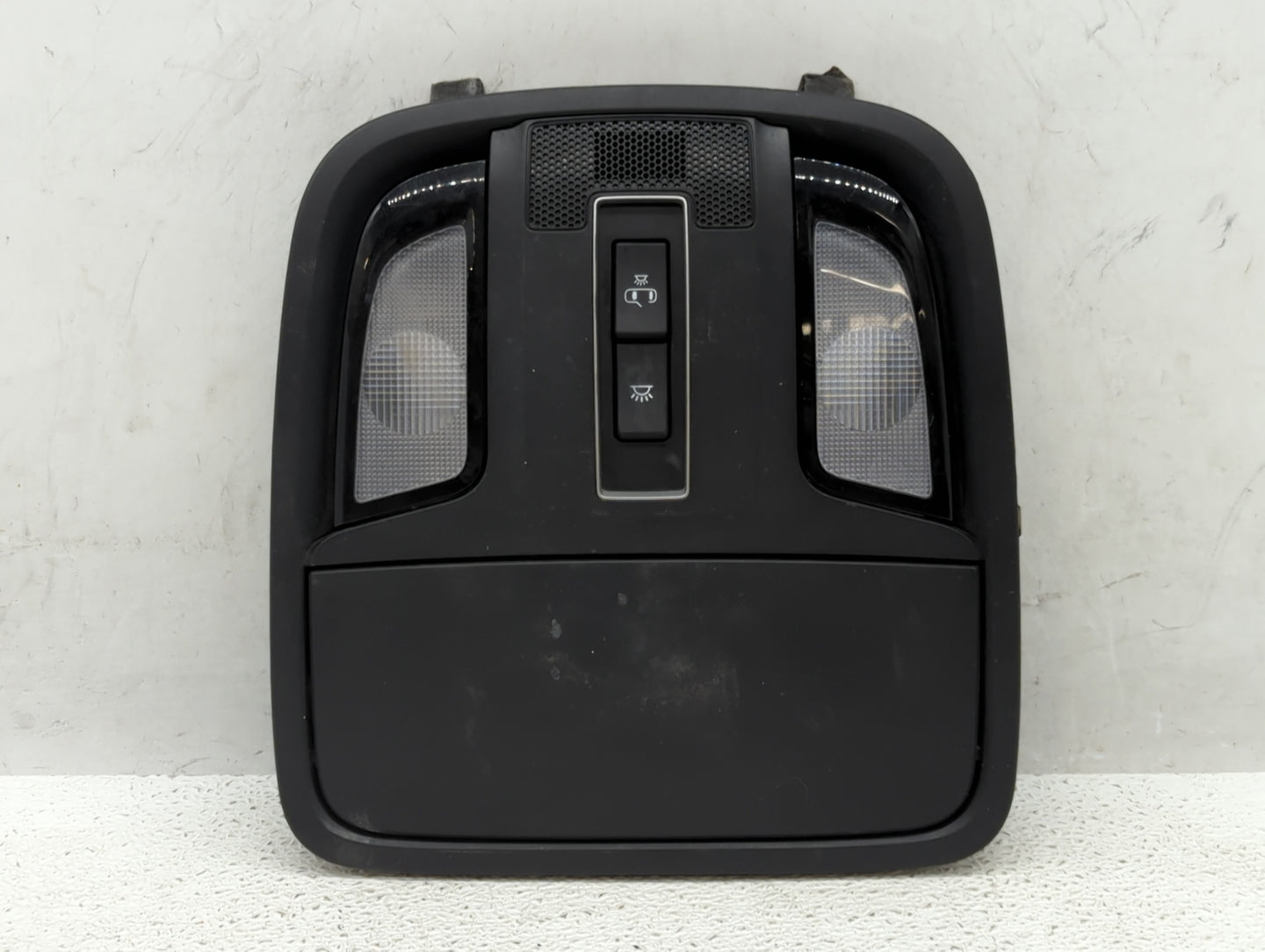 2018 Kia Sorento Overhead Roof Console - Oemusedautoparts1.com