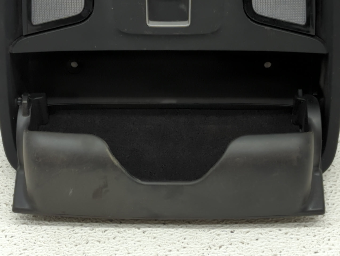 2018 Kia Sorento Overhead Roof Console - Oemusedautoparts1.com