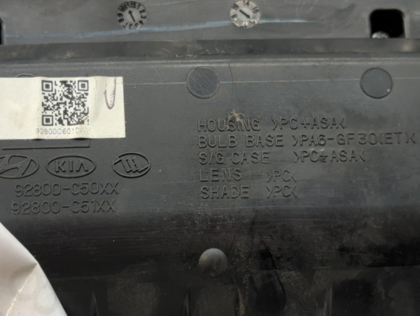 2018 Kia Sorento Overhead Roof Console - Oemusedautoparts1.com
