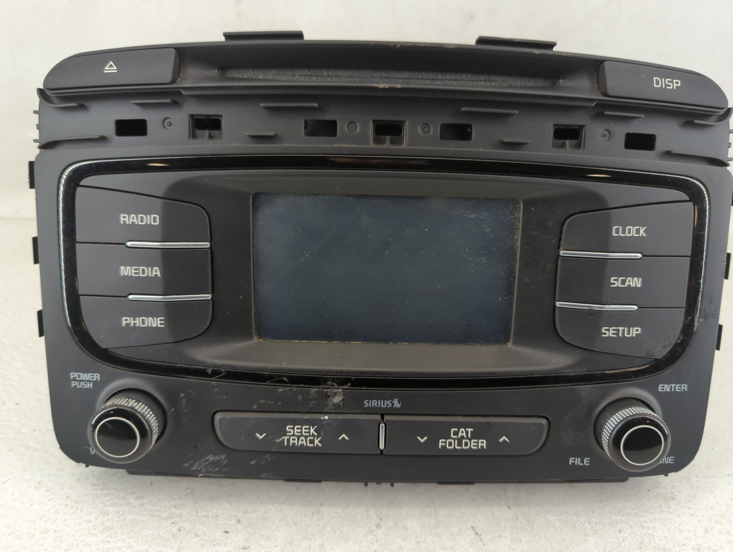 2016-2018 Kia Sorento Am Fm Cd Player Radio Receiver - Oemusedautoparts1.com