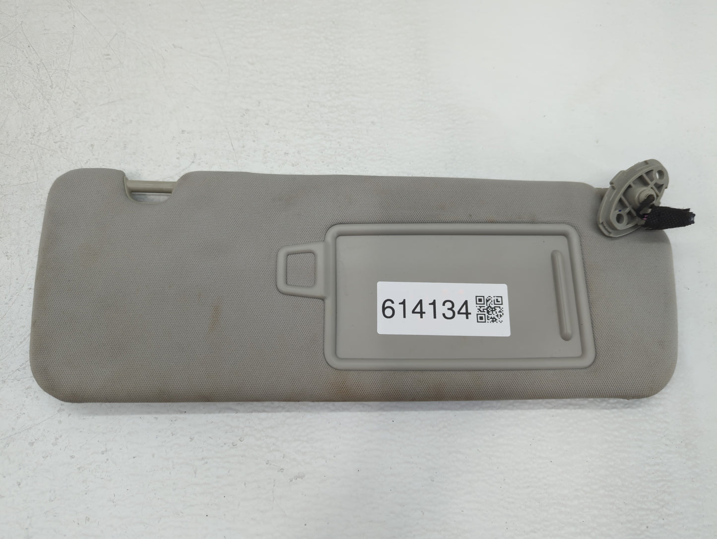 2016-2020 Kia Sorento Sun Visor Shade Replacement Passenger Right Mirror Fits Fits 2016 2017 2018 2019 2020 OEM Used Auto Pa