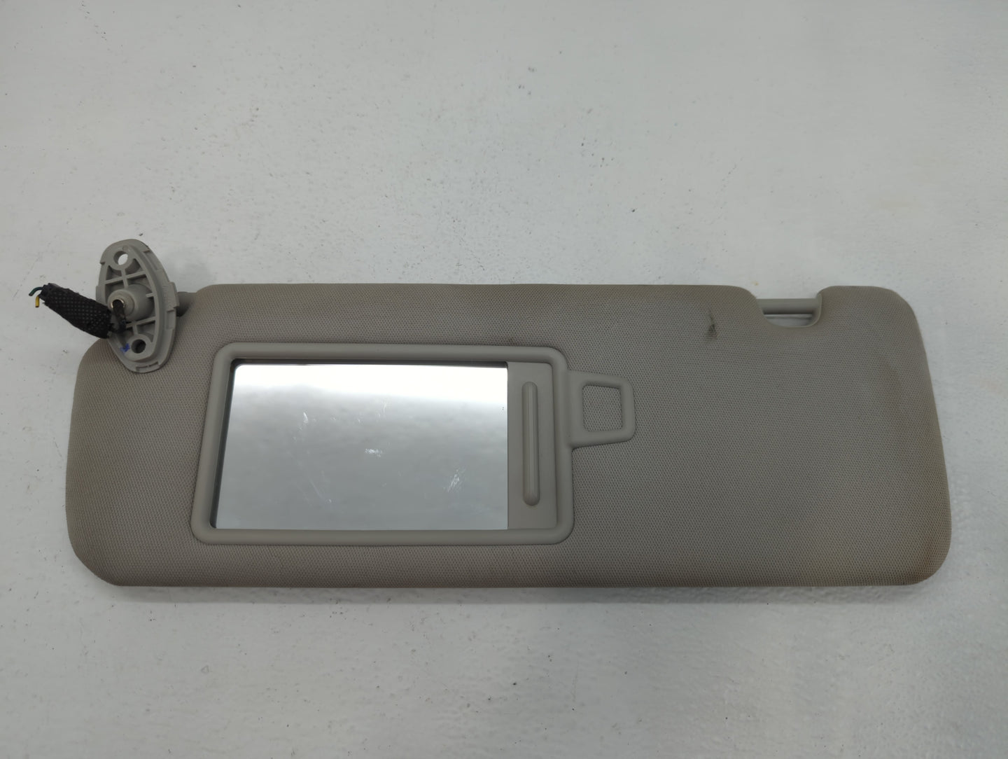 2016-2020 Kia Sorento Sun Visor Shade Replacement Driver Left Mirror Fits Fits 2016 2017 2018 2019 2020 OEM Used Auto Parts 