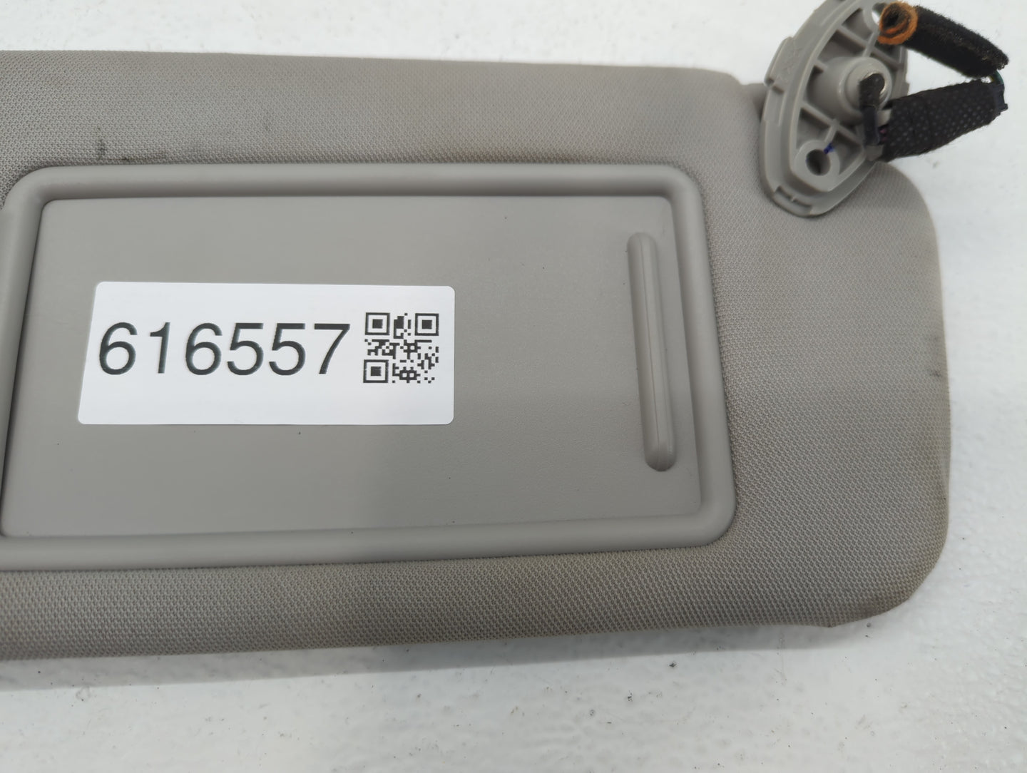 2016-2020 Kia Sorento Sun Visor Shade Replacement Passenger Right Mirror Fits Fits 2016 2017 2018 2019 2020 OEM Used Auto Pa