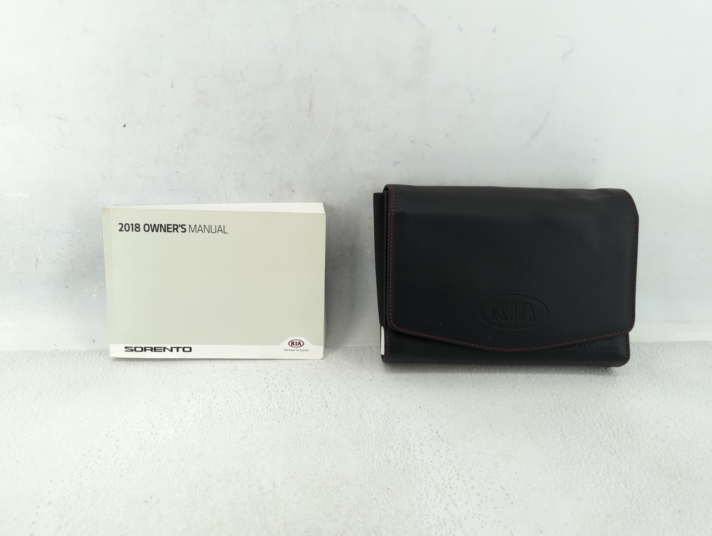 2018 Kia Sorento Owners Manual Book Guide P/N:JXG5-EU77C OEM Used Auto Parts - Oemusedautoparts1.com