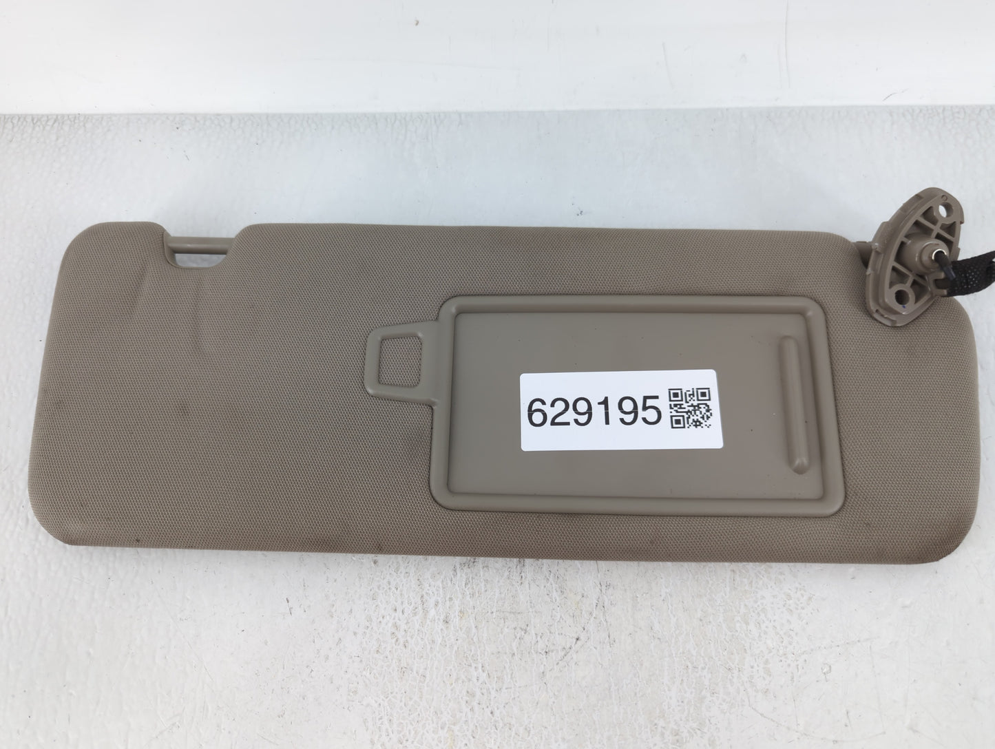 2016-2020 Kia Sorento Sun Visor Shade Replacement Passenger Right Mirror Fits Fits 2016 2017 2018 2019 2020 OEM Used Auto Pa