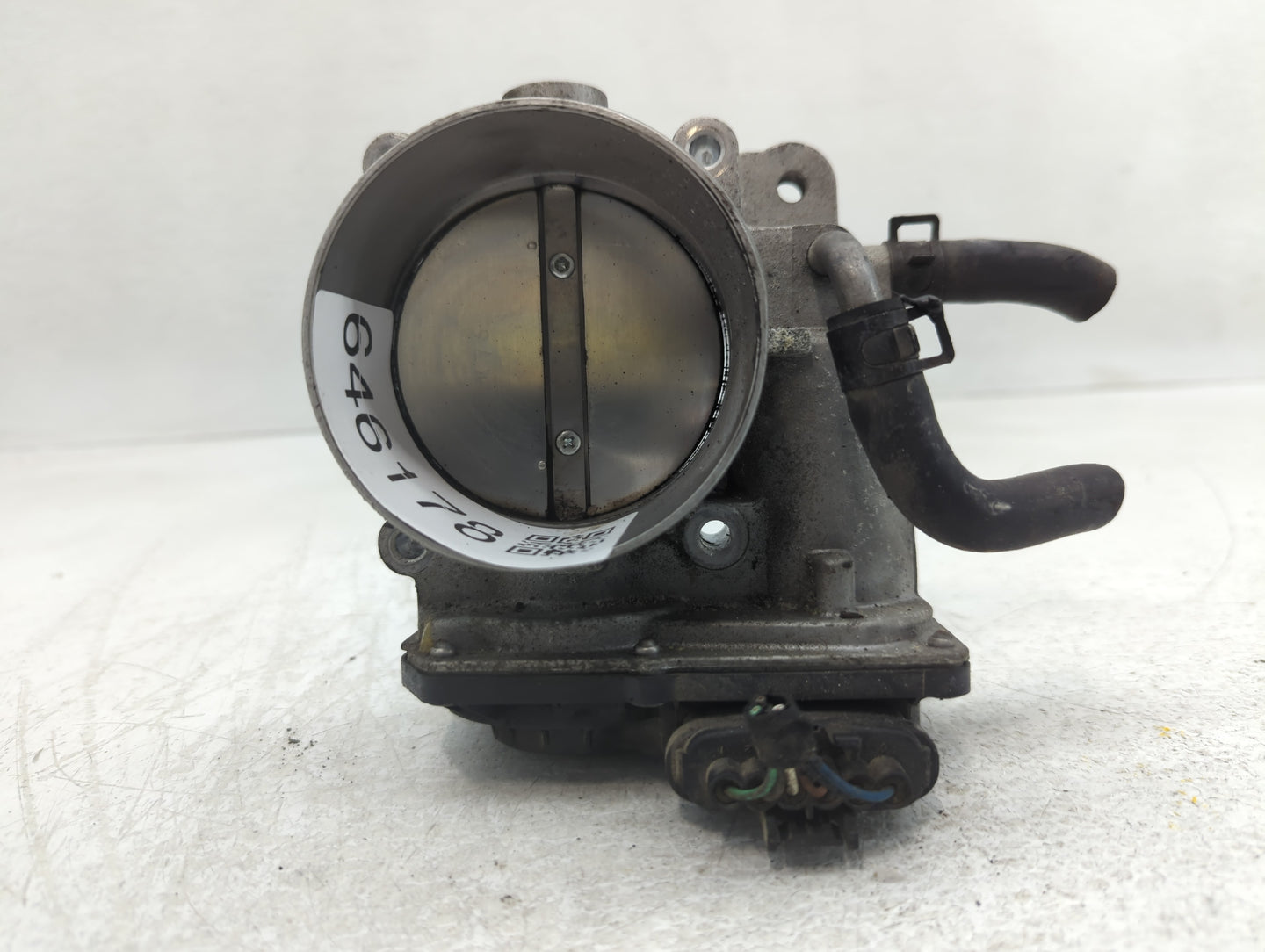 2014-2018 Kia Sorento Throttle Body P/N:35100-3CAA0 Fits Fits 2012 2013 2014 2015 2016 2017 2018 OEM Used Auto Parts - Oemus
