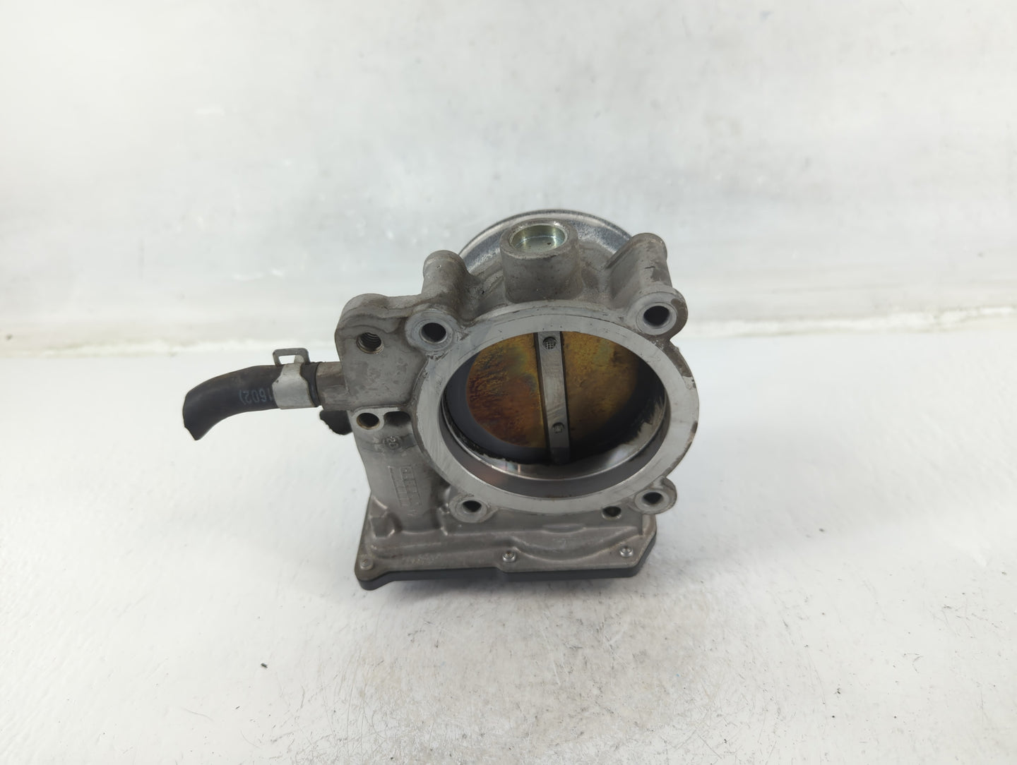 2014-2018 Kia Sorento Throttle Body P/N:5312 07U21 35100-3CAA0 Fits Fits 2012 2013 2014 2015 2016 2017 2018 OEM Used Auto Pa