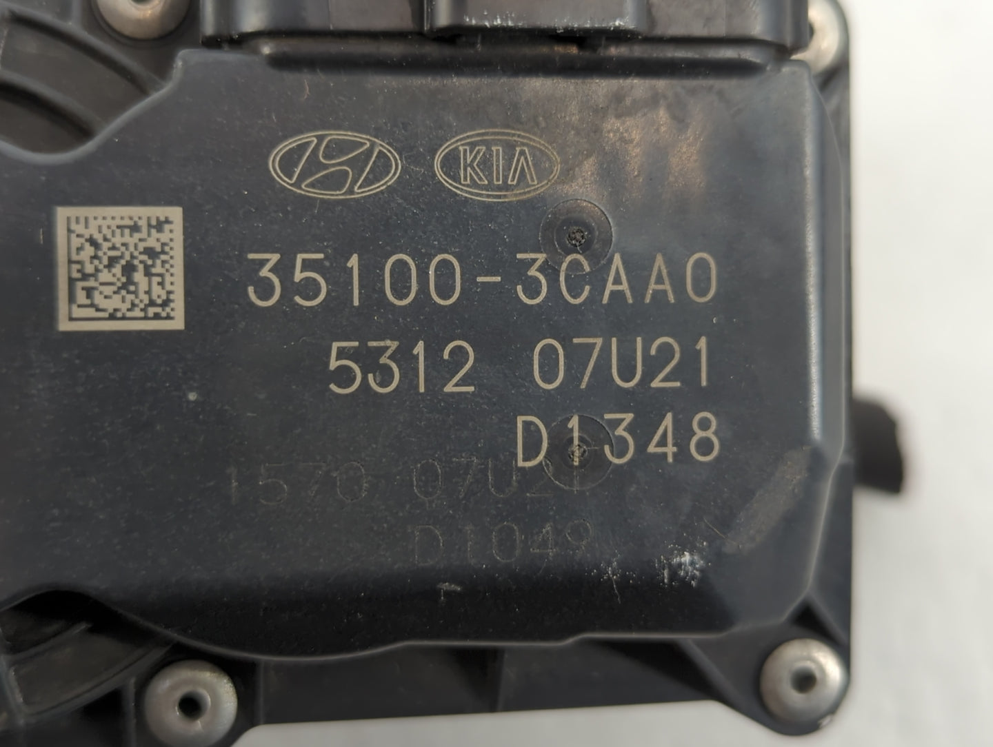2014-2018 Kia Sorento Throttle Body P/N:5312 07U21 35100-3CAA0 Fits Fits 2012 2013 2014 2015 2016 2017 2018 OEM Used Auto Pa